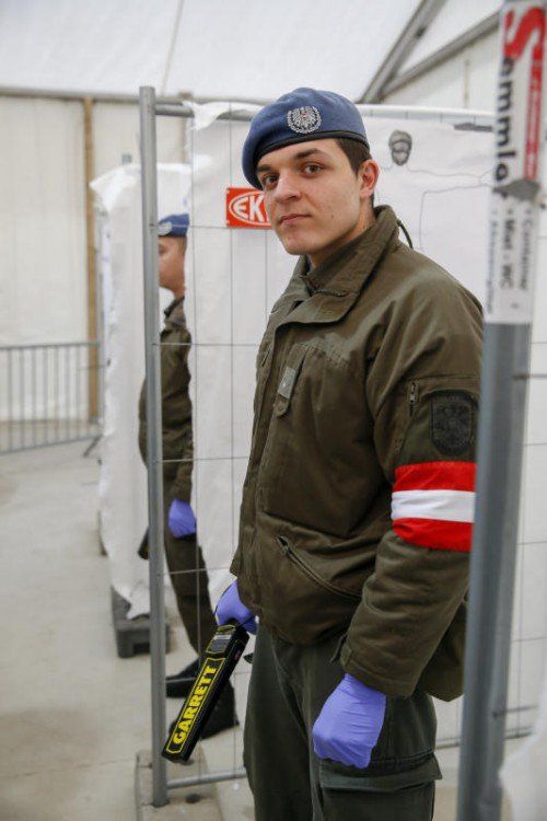 Immer mehr Soldaten melden sich zum Grenzeinsatz.
