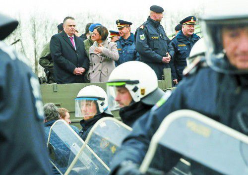 Innenministerin Mikl-Leitner und Verteidigungsminister Doskozil präsentierten in Spielfeld die geplanten Maßnahmen zur Grenzsicherung.