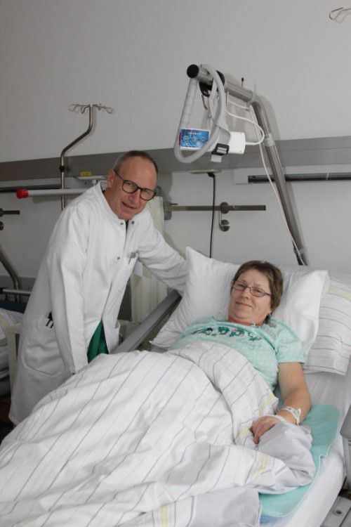 Primar Burghard Abendstein konnte der Patientin dank interdisziplinärer Zusammenarbeit wirksam helfen.