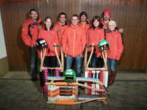 RC-Dornbirn-Obmann Norbert Hämmerle mit den WM-Teilnehmern Christina Hämmerle, Michael Cäsar, Michael Büsel, Benno Kalb, Verena Wohlgenannt, Andi Cäsar, Ramona Büsel (v. l.).