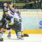 Adler stürzen sich auf Dornbirn