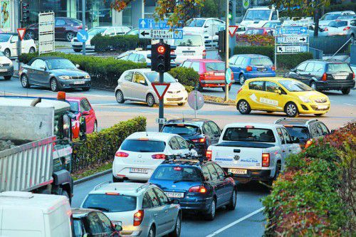 Tunnelspinne und Z-Variante sind sündteure Lösungen – trotzdem bleibt die Verkehrsentlastung fraglich.