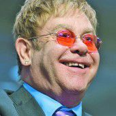 Elton John kauft jedes Musikalbum vier Mal