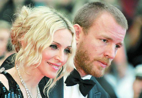 Das Gericht fordert Sängerin Madonna und Ex-Ehemann Guy Ritchie auf, ihren Streit um Sohn Rocco zu beenden.