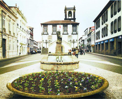 Das Rathaus von Ponta Delgada befindet sich in der Altstadt.