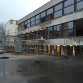 Im Thüringer Schulhaus wird eifrig gearbeitet
