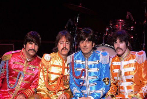 Die Begeisterung für die berühmtesten Pilzköpfe der Musikgeschichte ist nach wie vor ungebrochen. Mit „All you need is love“ kommen Beatles-Fans voll auf ihre Kosten.