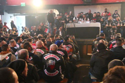 Die Chapter der „Osmanen Germania“ bei ihrer Versammlung am gestrigen Sonntag in Lindau.