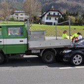 Lieferwagen zu spät bemerkt