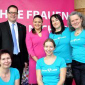 Mit der Freundin und dem Rollstuhl beim Bodensee-Frauenlauf am Start