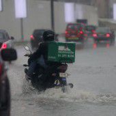 Wüstenstaat leidet unter Regenstürmen