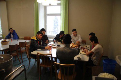 Im diesem Heim in Bregenz sind 37 junge Flüchtlinge untergebracht. Drei weitere Quartiere sind im Land geplant.