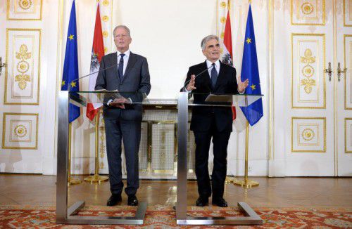 Mitterlehner (l.) und Faymann nach dem Ministerrat.