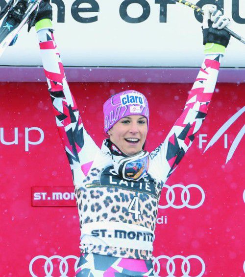 Neues Siegergesicht im Abfahrt-Weltcup, wie gewohnt die Gewinnerin der kleinen Kugel: Miriam Puchner und Lindsey Vonn.