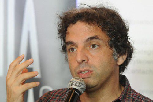 Trotz aller Offenheit gibt der Schriftsteller Etgar Keret seine Figuren jedoch nie der Lächerlichkeit preis.