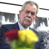 Van der Bellen stellt seine Unterstützer vor
