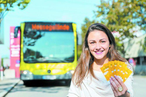 Wer am Donnerstag von 10 bis 11 Uhr per Bus, Bahn oder Fahrrad zur SCHAU! anreist, erhält eine Gratiseintrittskarte.