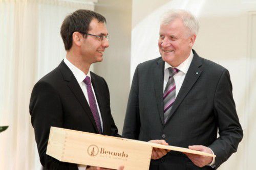 Zwischen Markus Wallner (l.) und Horst Seehofer passt in der Flüchtlingspolitik kein Blatt Papier.
