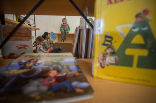 Der alljährliche Lesetag an Schulen ist ein positives Beispiel für aktive Leseförderung.