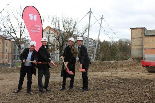 Der Spatenstich beim Wohnprojekt in der Innenstadt von Kempten.