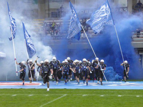 Die Blue Devils konnten ihre Heimpremiere erfolgreich bestreiten, in Hohenems gewannen sie gegen Danube Dragons mit 30:25.