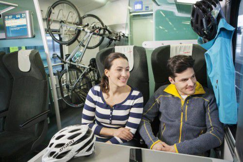 Die Fahrradabteile mit fünf Stellplätzen sind im ersten Wagen hinter der Lok integriert. 