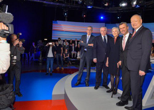 Die fünf Präsidentschaftskandidaten vor den Zweiergesprächen im TV-Studio in Wien.