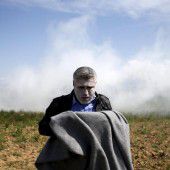 Dutzende Verletzte durch Tränengas in Idomeni