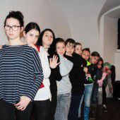 Ernstes Kindertheater