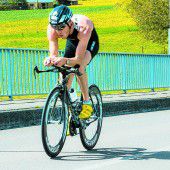 Buxhofer kürt sich zum Meister im Duathlon