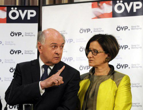 Neue Spitze in Niederösterreich: Landeschef Pröll mit seiner künftigen Vizelandeschefin Mikl-Leitner.