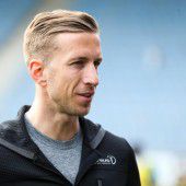 Marc Janko verletzt und Krawalle nach Spielende