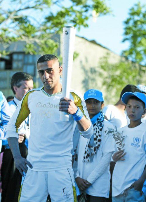 Stolzer Träger der Olympia-Flamme: Ibrahim al-Hussein.