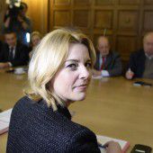 Große Regierungsumbildung mit Kern als SPÖ-Kanzler erwartet