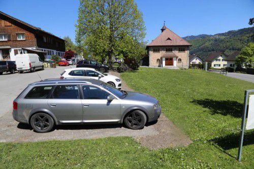 Beim Vereinshaus wurden neue Parkplätze eingerichtet.