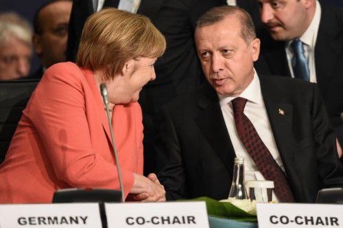 Der freundliche Händedruck zwischen Merkel und Erdogan beim Weltgipfel Anfang der Woche trügt.