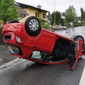 Aufgeprallt und überschlagen