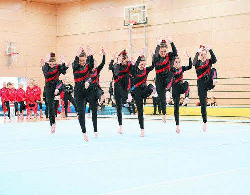 Die Meisterinnen des TSZ Dornbirn wollen den Heimvorteil beim TeamGymCup nützen.