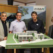 Zima baut mitten in Schlins
