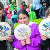 Berührende Solidarität mit dem Schulheim Mäder