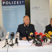 Todesschütze fuhr nach Hause und kam mit zwei Kriegswaffen zurück