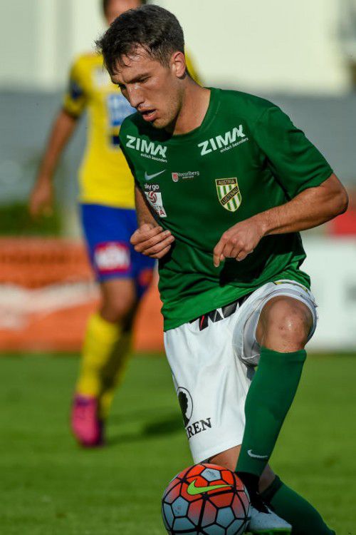 Lukas Grill kam von der Regionalliga zu Austria Lustenau. Der ehrgeizige Mittelfeldspieler will sich in Zukunft einen Stammplatz erobern.