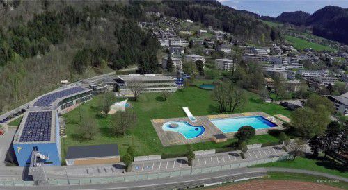 Die neue Freibadeanlage des VAL BLU in Bludenz soll im kommenden Jahr eröffnet werden.   Rendering: Pohl