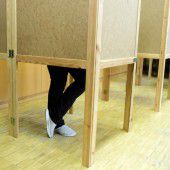 „Eine Demokratie muss Umfragen aushalten“