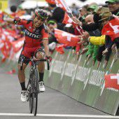 Atapuma holt Etappe, Latour neuer Leader