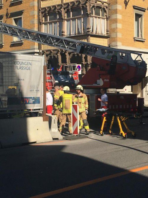 Auch die Feuerwehr half bei der Bergung.