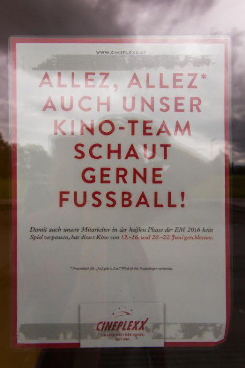 Auch die Mitarbeiter des Cineplexx Hohenems dürfen EM schauen.
