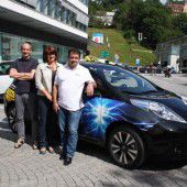 Erstes Taxi mit Elektromotor ist für umweltbewusste Fahrgäste bereit