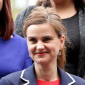 Labour-Politikerin stirbt nach Schussattentat
