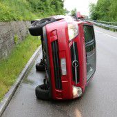 Wegen Fuchs geschleudert